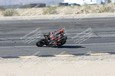 media/Dec-07-2025-CVMA (Sun) [[3e7d2de5dc]]/Race 5-Formula UL-CVMA Hooligans-American Thunder/